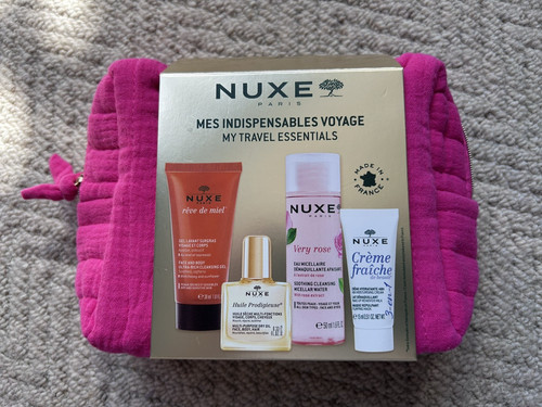 Nuxe beauty essentials piece - nuxe,